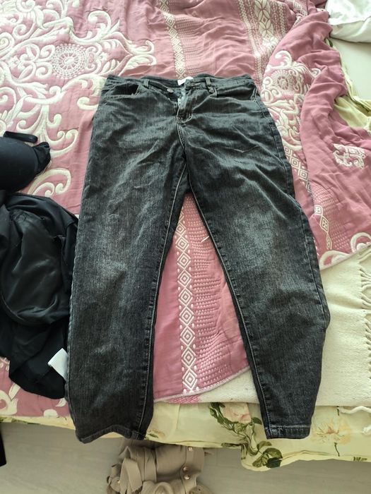 Продамregular/straight fit джинсы модные