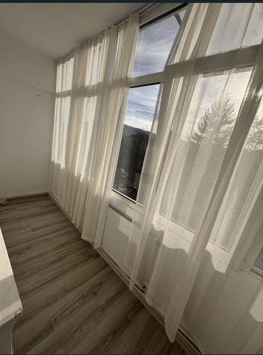 Inchiriez Garsoniera  zona primarie Petrosani