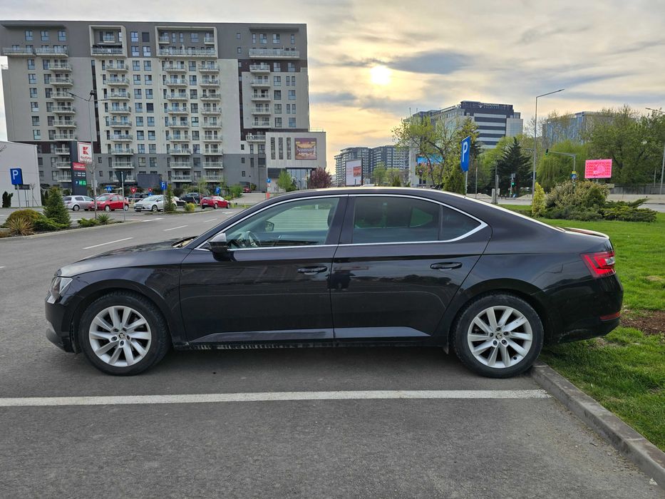 Skoda Superb 3 Berlină • 2.0 TDI 150CP DSG • 2017 • 159.000 km