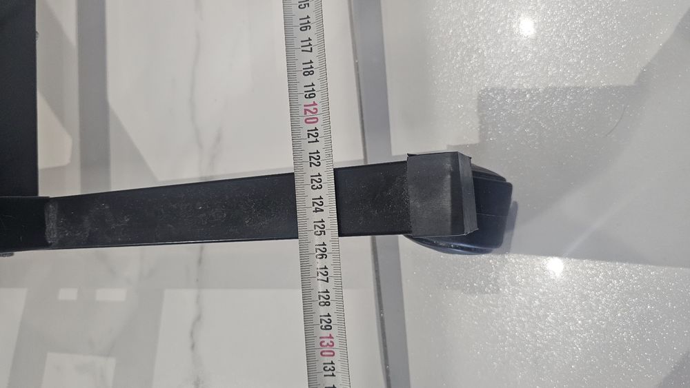 Масивна  метална закачалка за  дрехи на колела
НАЙ-ВАЖНИТЕ