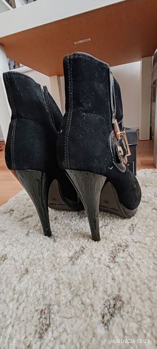 Botine elegante număr mic