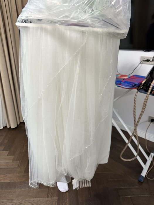 Rochie mireasa La Mode Toujours NU rhea costa + trena si voal