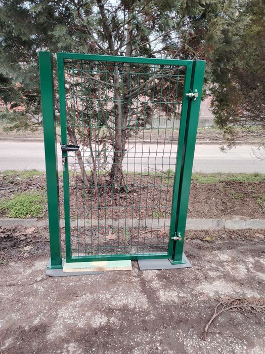 Дворна врата готова за монтаж!