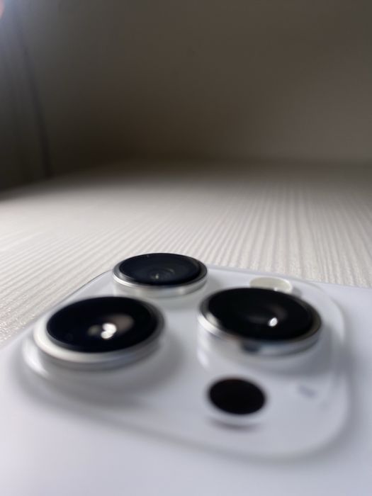 iPhone 16 pro 512 gb