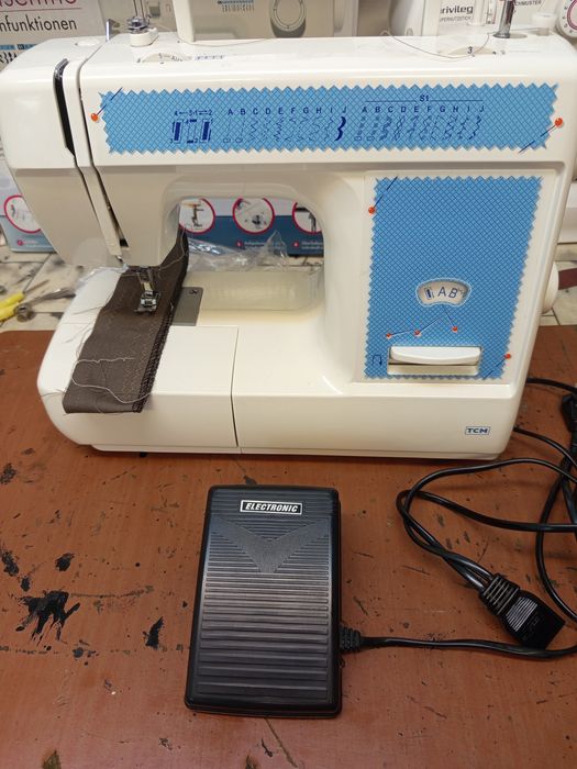 Шевна машина много операционна внос от Германия работи перфектно