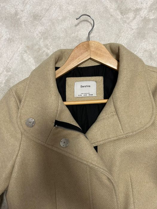 Palton Bershka - stare impecabila