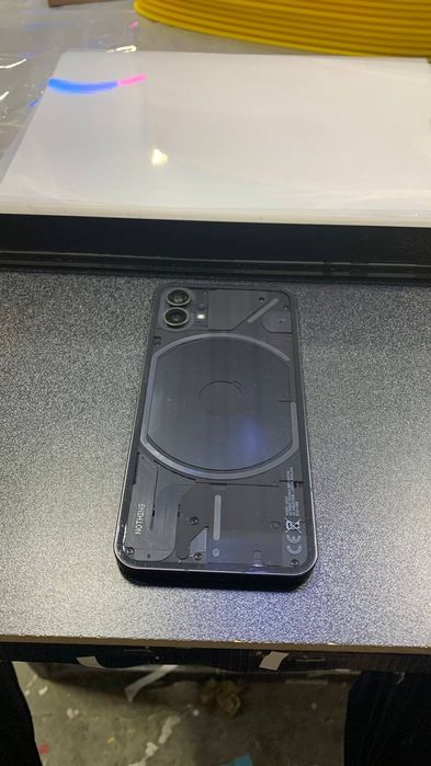 Телефон NOTHING 1  Холати Зор