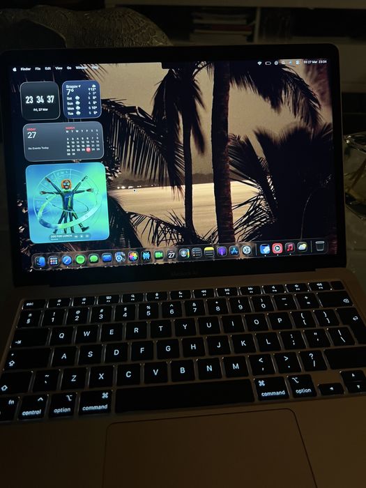 Macbook M1 2020