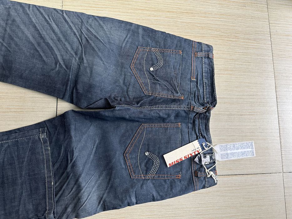 Дамски дънки