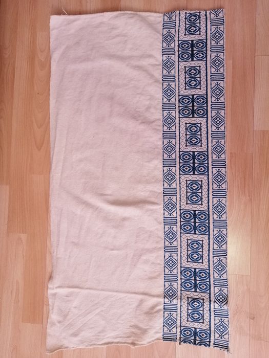 Бели Ръчно такани парчета 3 бр