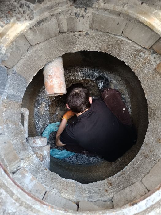 Kanalizatsiya tozalash xizmatlari 10 yillik tajriba va kafolat.