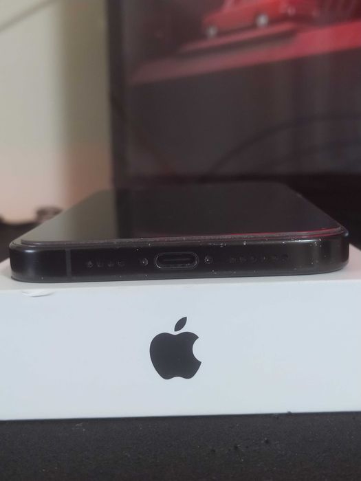 iPhone 16 Pro Max 256GB • Перфектен • Гаранция до 2027 • Пълен комплект