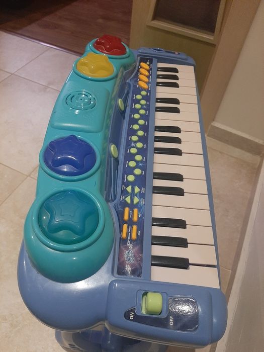 Детско пиано синтезатор