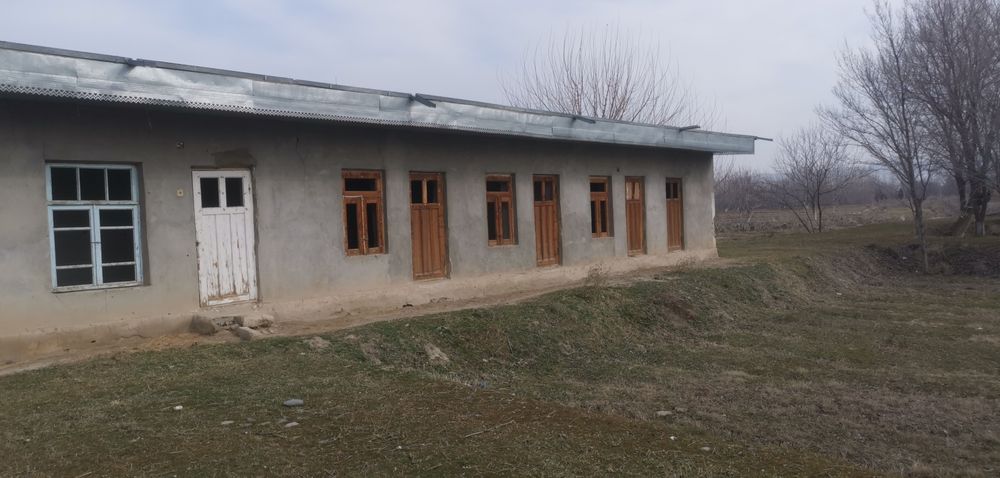 Uy joy sotiladi yul ustida 12 sotik