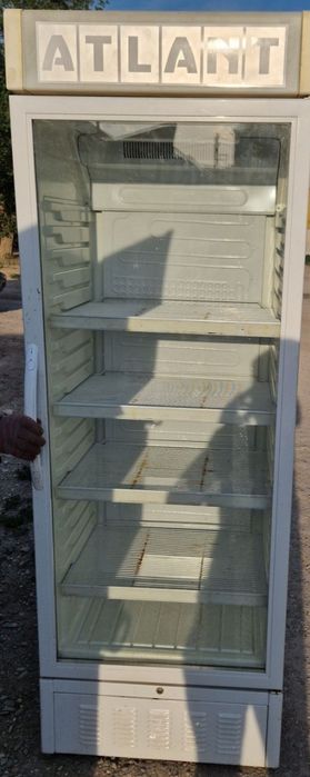 Ветринный холодильник