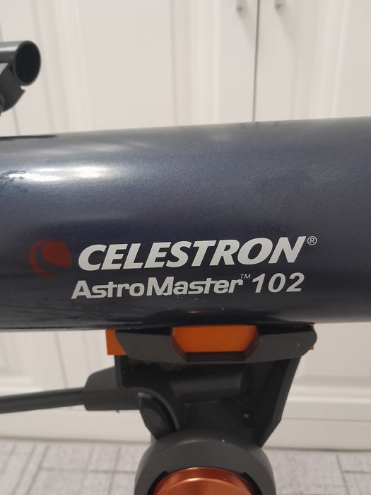 Телескоп Celestron Astromaster 102
