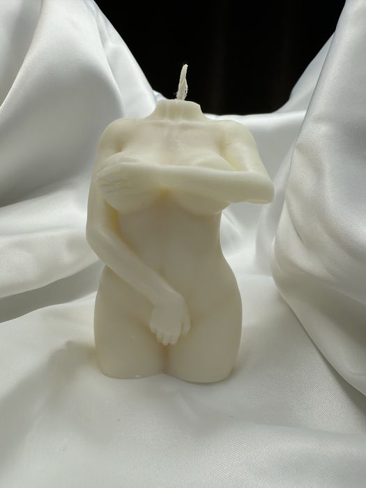 Ароматическая свеча "Женское тело" | Натуральный воск |Лаванда Франция