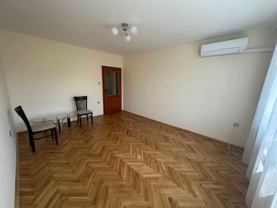Дава се под наем Четиристаен апартамент в Варна, Виница - 110 кв.м за 648.21 € - Снимка #12