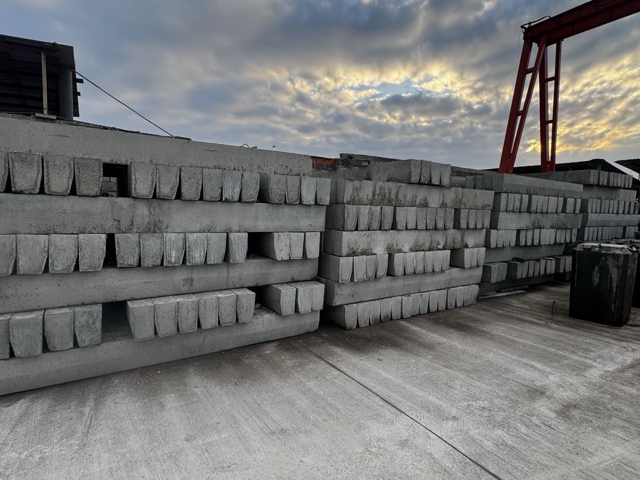 Бардюр БР 300х30х18 Дарожный тротуарные.