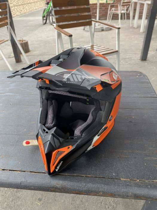 Casca Airoh aviator 3
