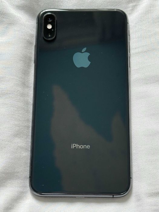 iPhone XS Max 64GB в отличном состоянии c коробкой! Документы, Зарядка