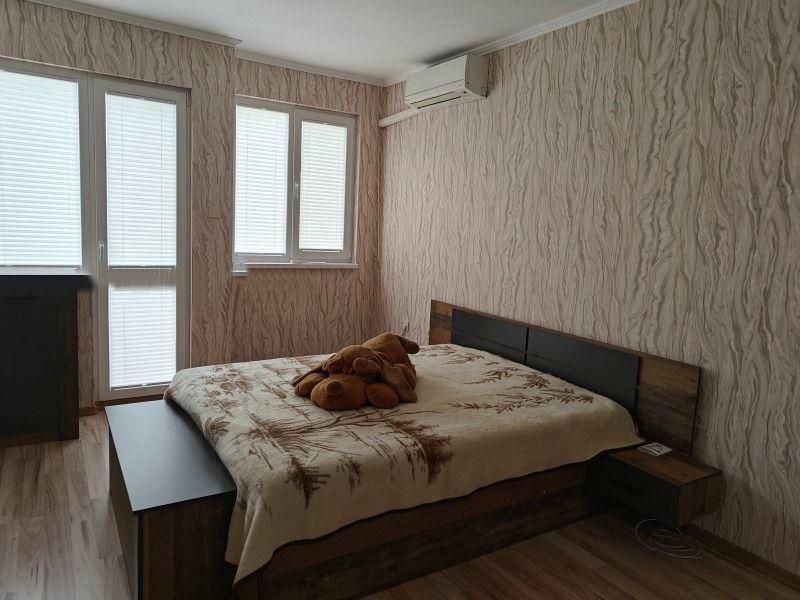 Дава се под наем Тристаен апартамент в София, Лозенец - 95 кв.м за 1000 € - Снимка #6