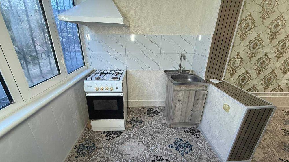 Киргили  Рухсор радио 1 қаватда 2 хонали квартира сотилади.ID: 1608