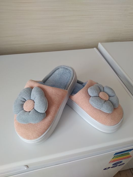 Тапочки домашние новые