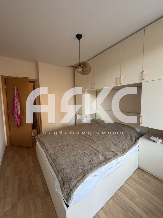 Дава се под наем Двустаен апартамент в София, Център - 60 кв.м за 747.66 € - Снимка #5