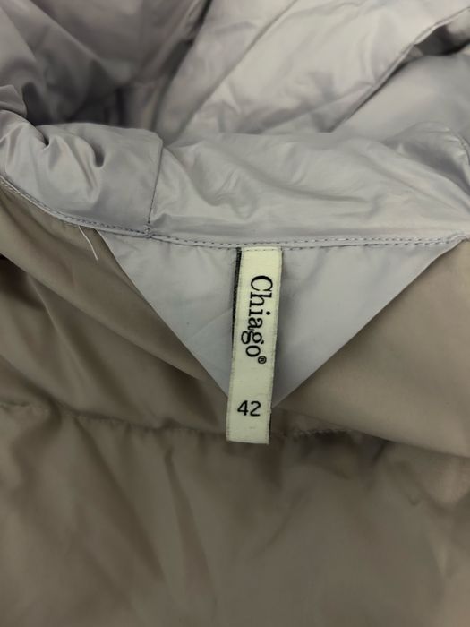 Продам куртку женскую!