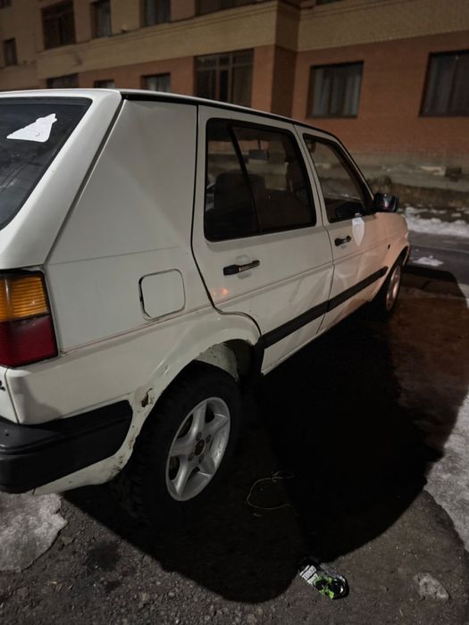 Гольф 2 в хорошем состоянии.