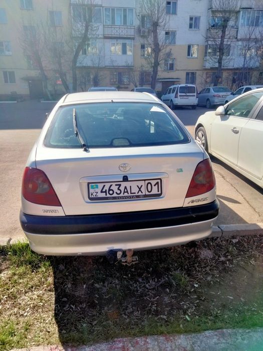 Продам Тойота Авенсис