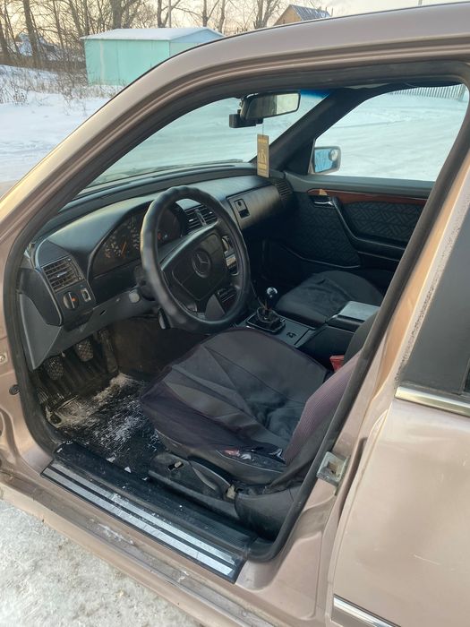 Продам Мерседес 180с