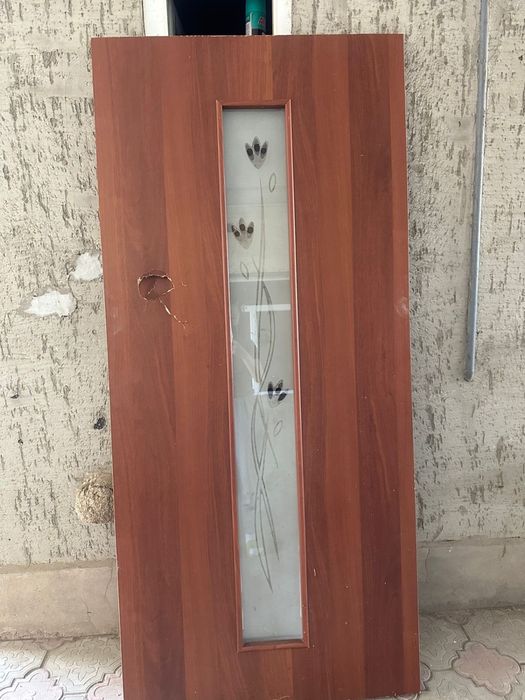 Есіктер сатылады б/у