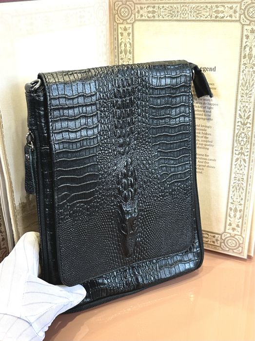 Мъжка чанта от естествена кожа  с крокодил Croco