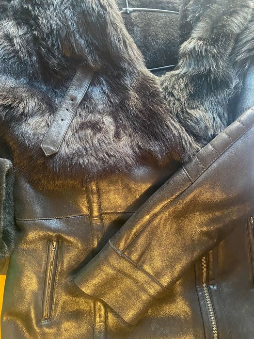 Дубленка женская черная