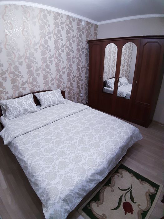 Сдаётся по суточных квартира центре города