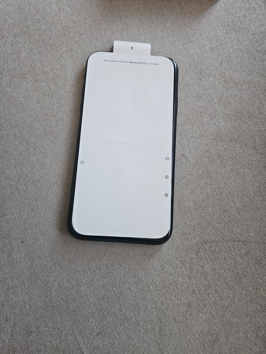 Продавам Iphone 10 xr