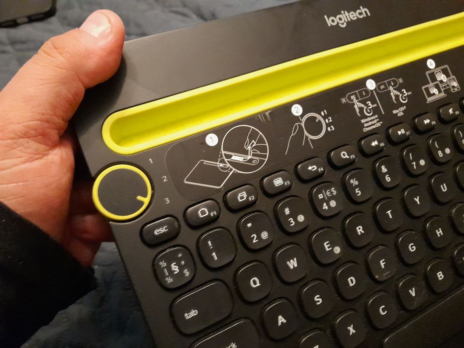 Vând tastatura Logitech K480 Multidevice