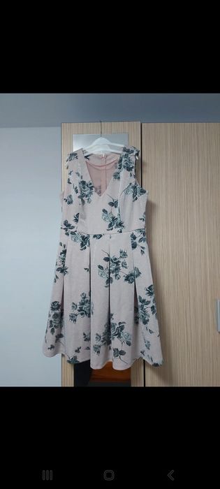 Rochie de ocazie.