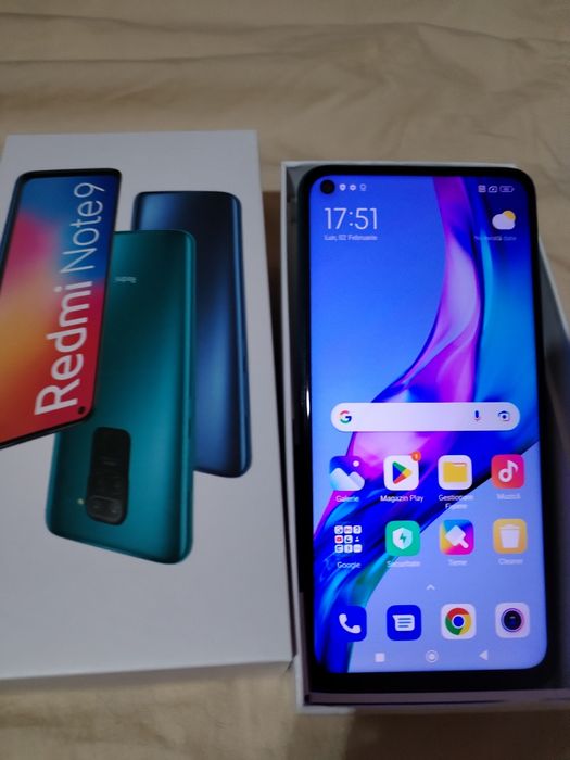 Vând Redmi Note 9