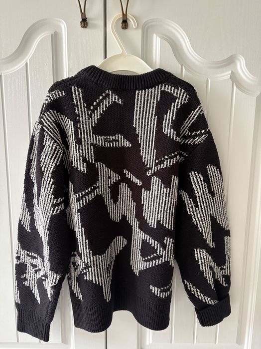 Zara Sweatshirt Блуза и H&M T-shirt Тениски