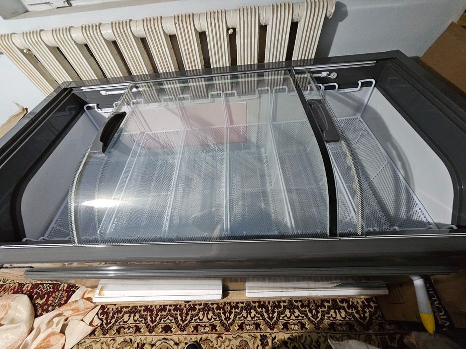 Морозильник для магазин