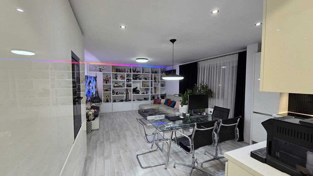 Apartament 3 cam decomandat 66 mp utili plus balcon 4 mp, etaj 2 din 3, bloc boutique 2014, Calea Giulești (zona de case, înainte de Pasteur).