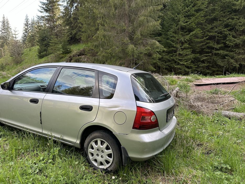 Honda Civic 1.4i 16v 90 к.с. 2003 На Части