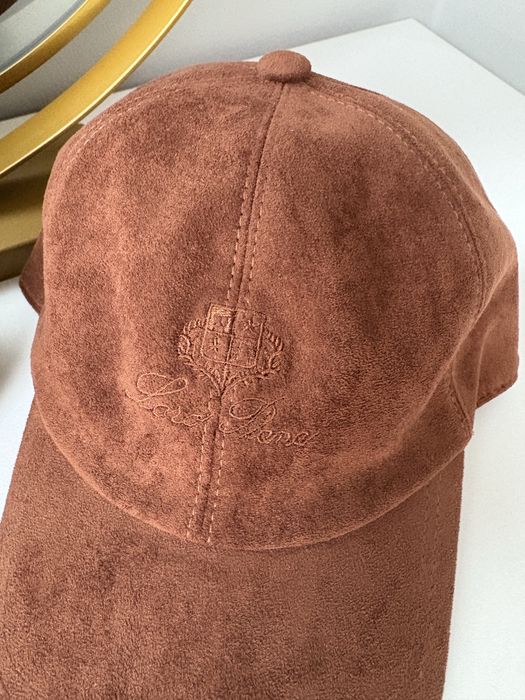 Продам сумку и бейсболку