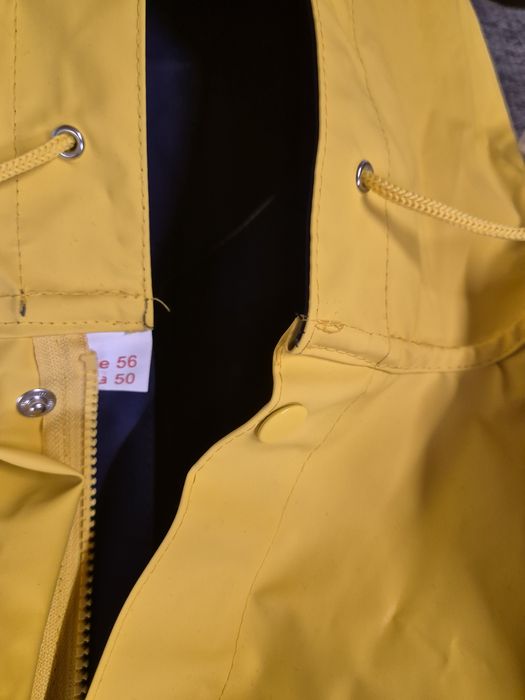 Vând jachetă modAS UNISEX de ploaie