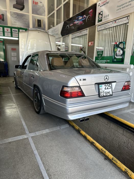 Продам Легендарный Мерседес w124