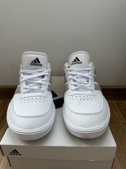 Кецове Adidas Courtblock