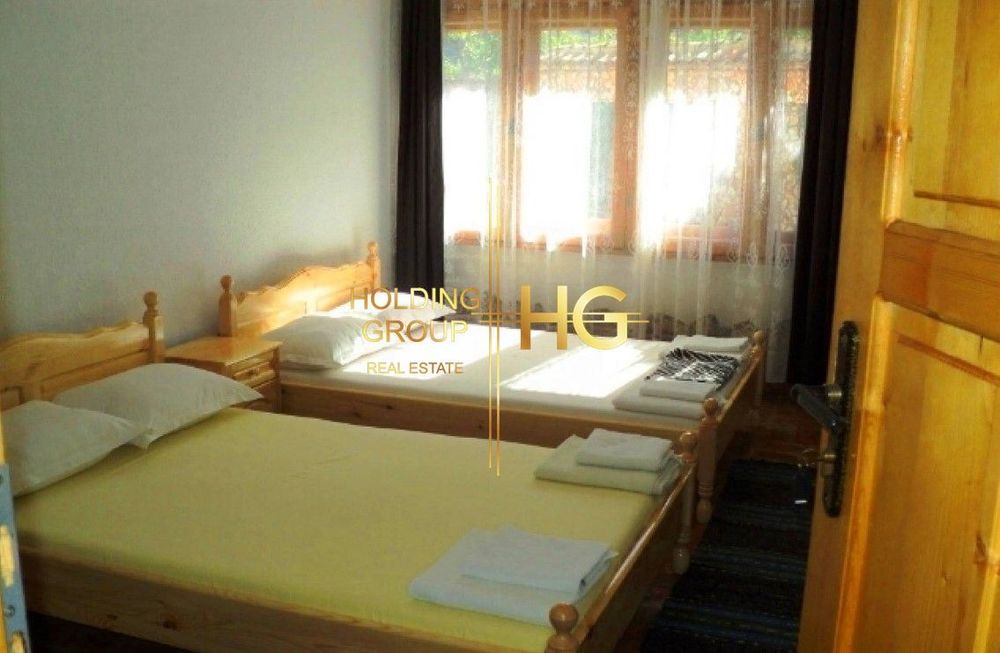 Продава се Хотел в Варна, м-т Боровец - юг - 700 кв.м за 1215 €/кв.м - Снимка #4